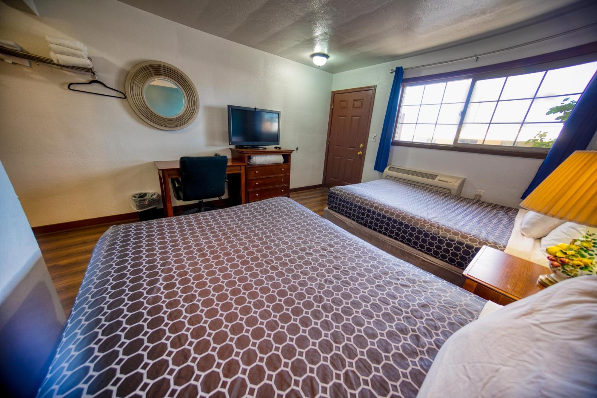 Budget Inn The Dalles Exterior photo